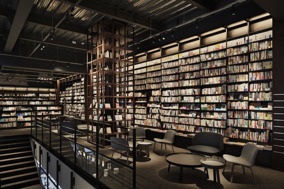 ebetsu tsutaya books by hikokonishi architecture inc