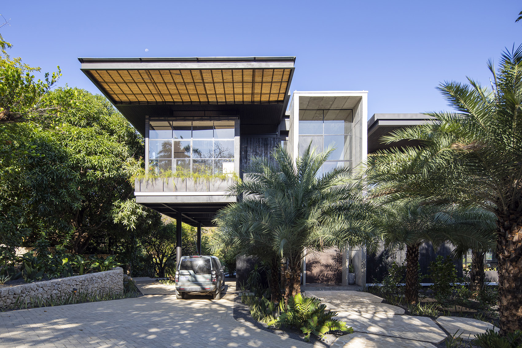 tresamore costa rica by studio saxe