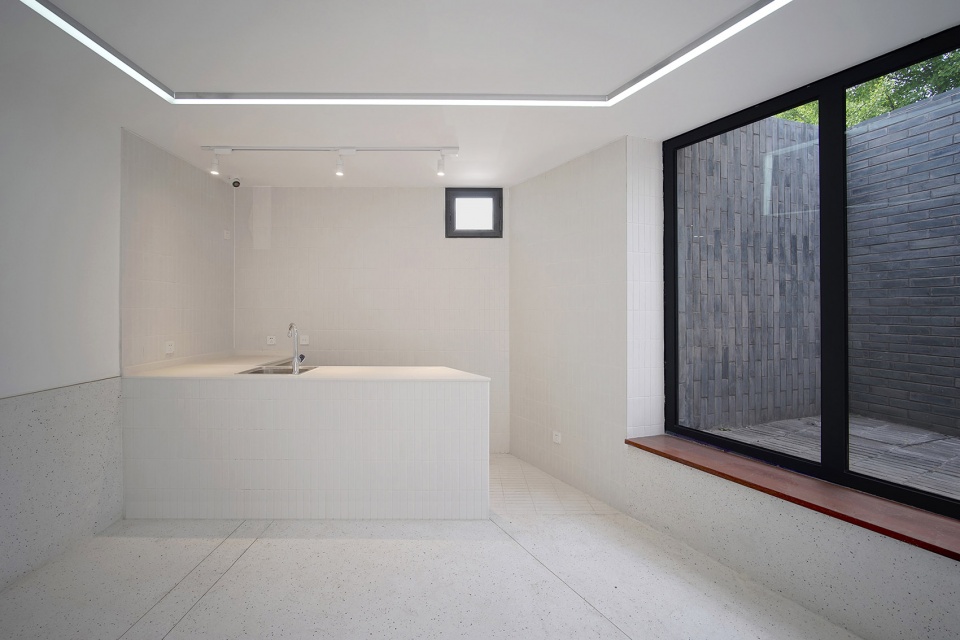 Courtyard House Redevelopment Ji Architect