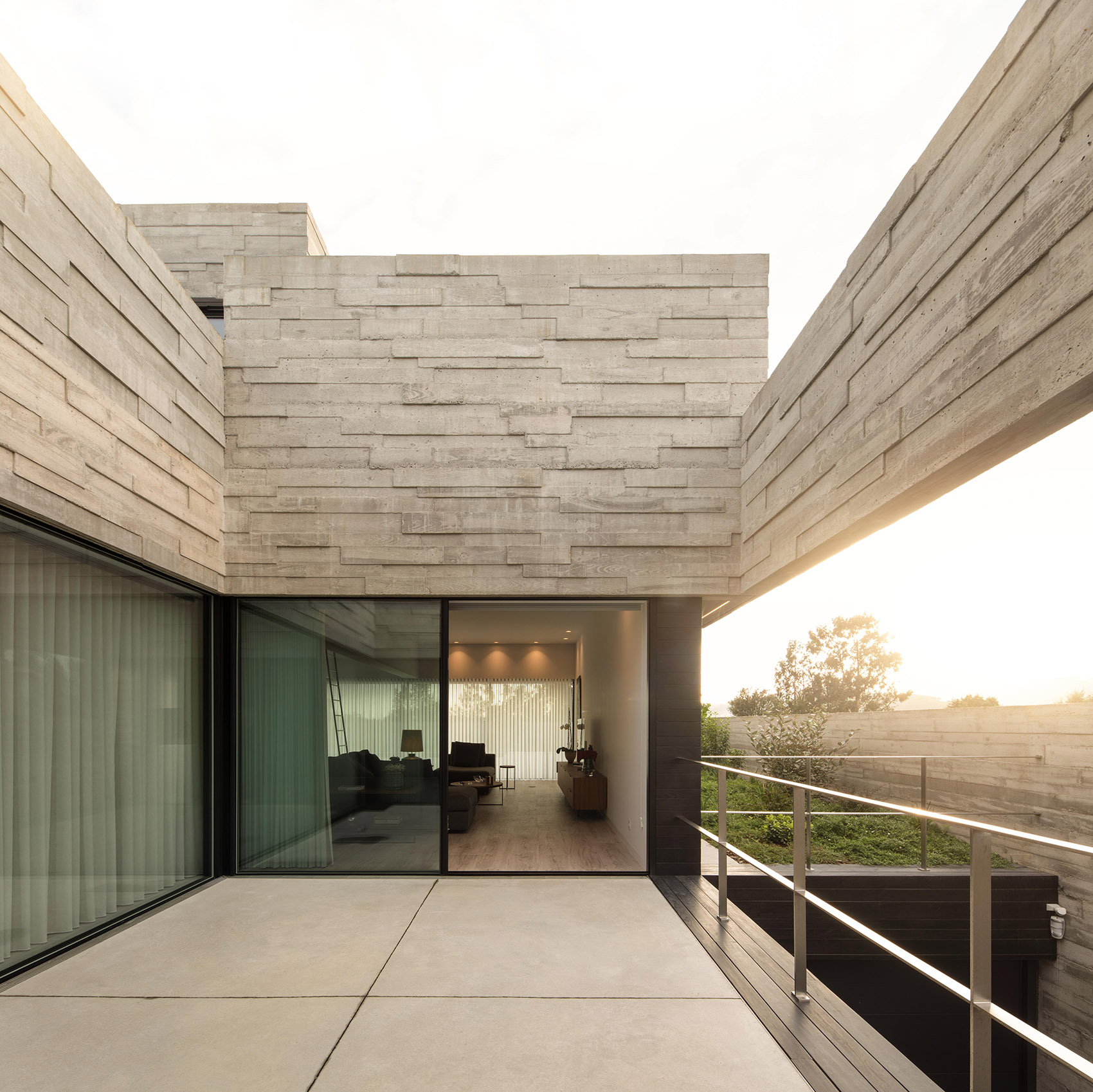 agrela house paredes by spaceworkers