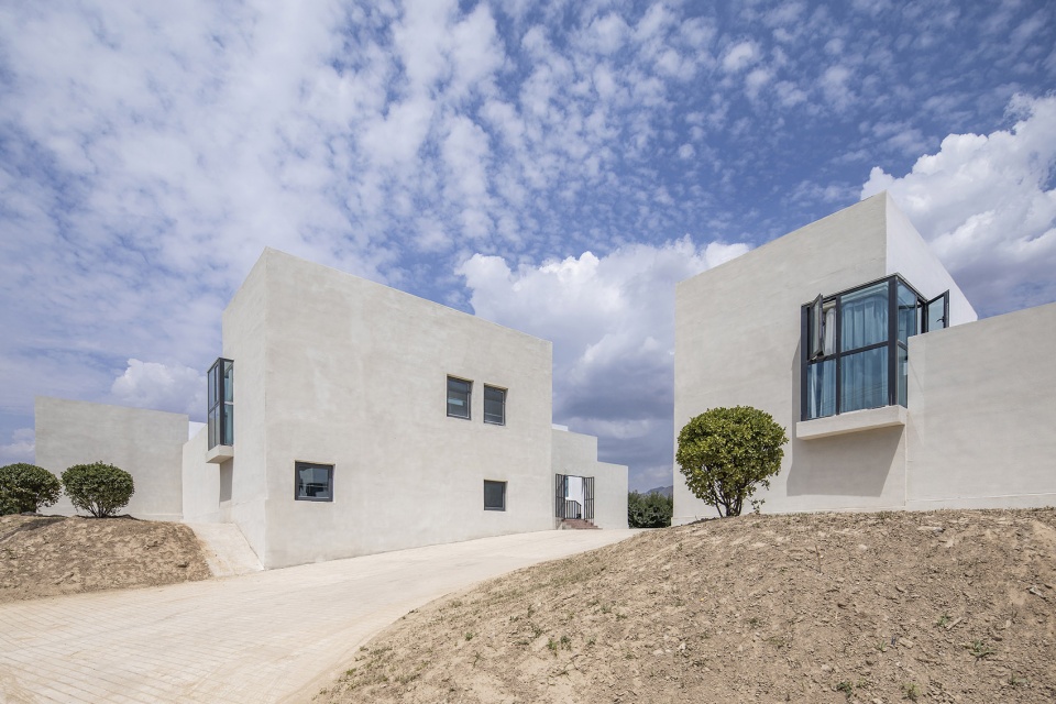 Group of Yard House Maxiang CU OFFICE
