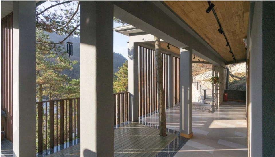 The Public Toilet of Daming Lake in Daming Mountain Hangzhou by MUFU ARCHLAB