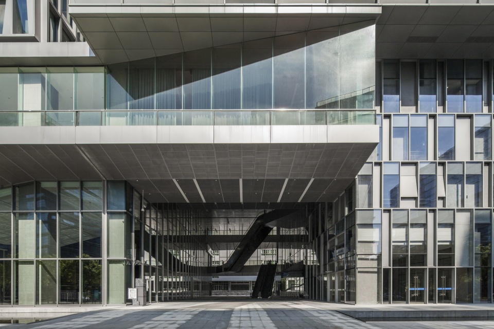 Longgang Chuangtou Headquarters Tower URBANUS