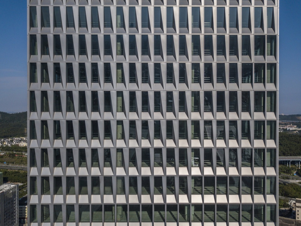 Longgang Chuangtou Headquarters Tower URBANUS