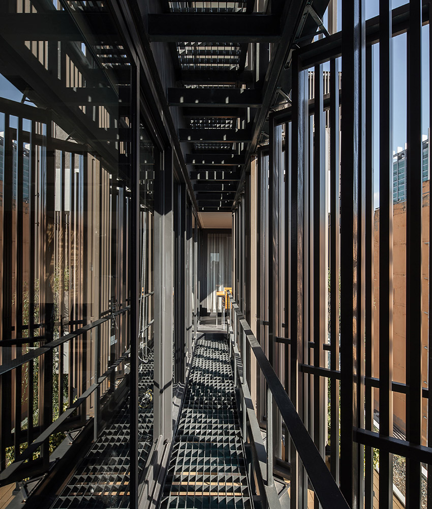 bangkok tryp bangkok by somdoon architects