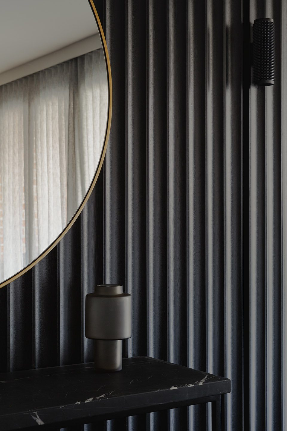 lacquerwall Melbourne by whda