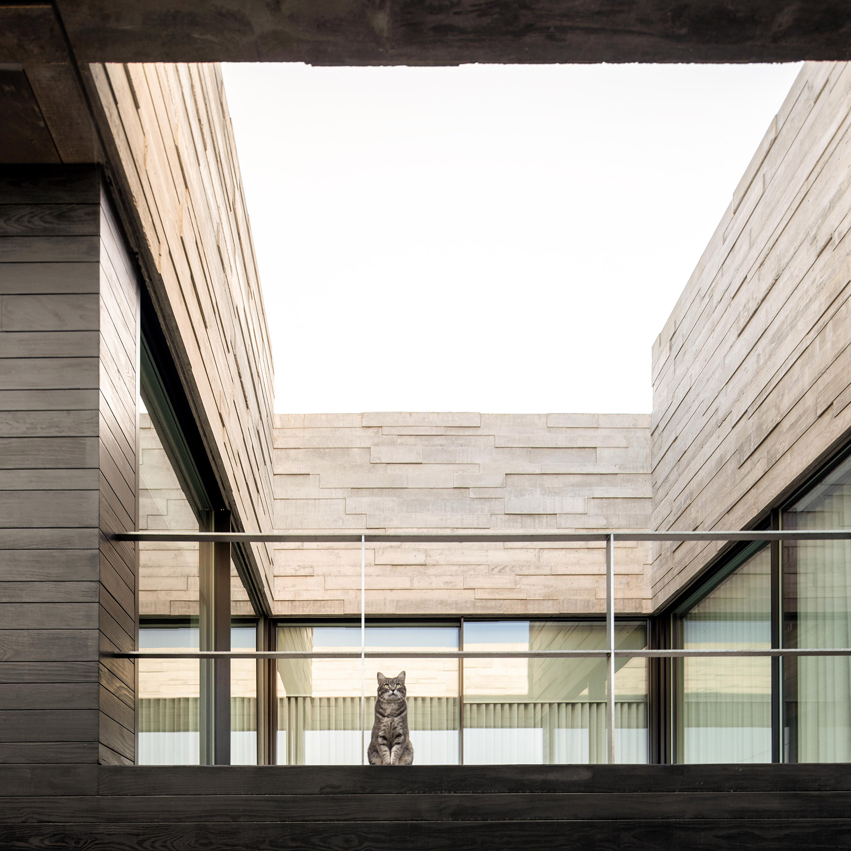 agrela house paredes by spaceworkers