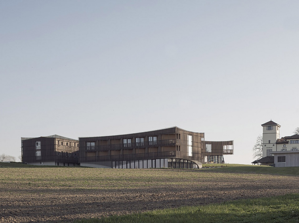La Corbière Natural medicine clinic LOCALARCHITECTURE
