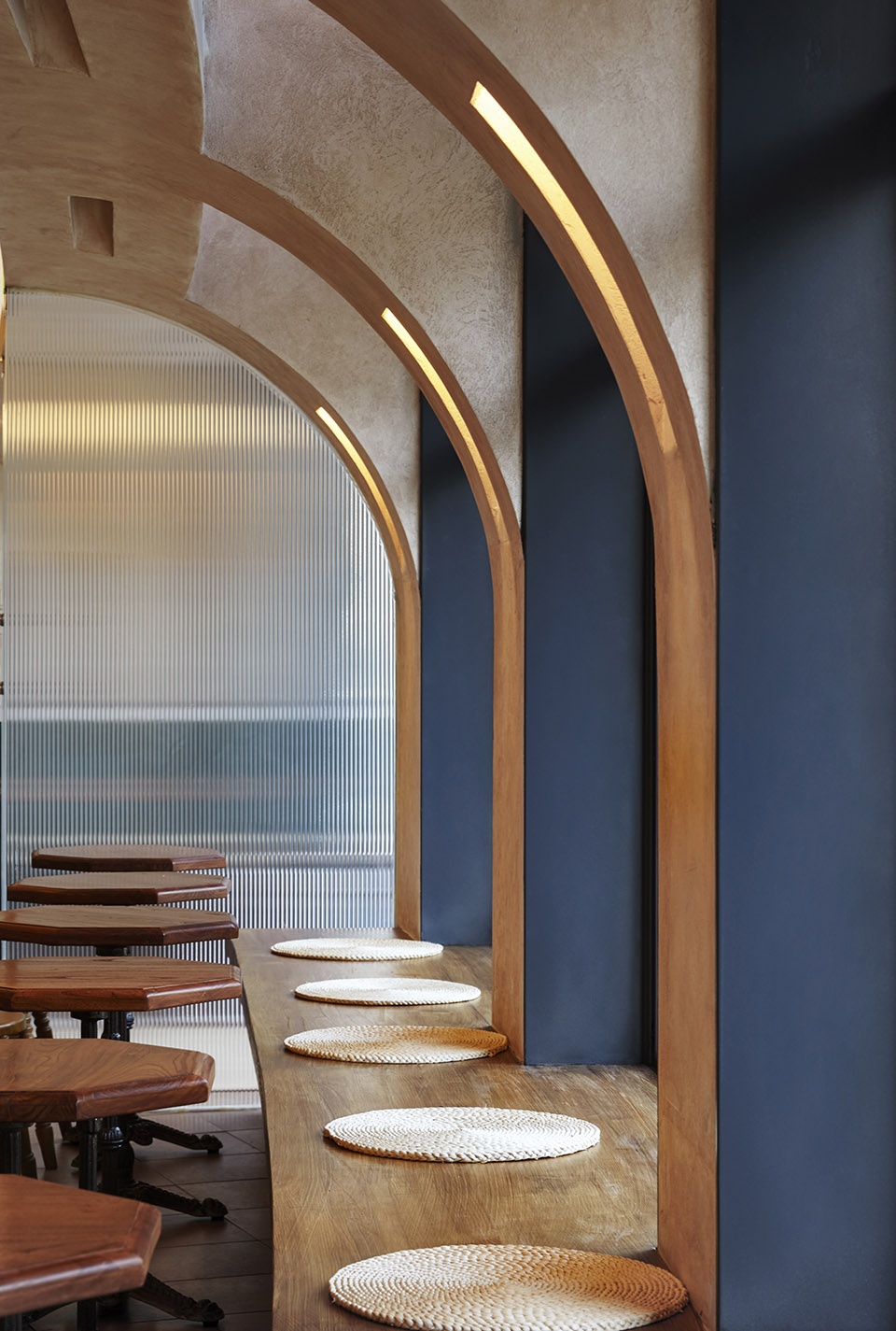 metal hands coffee renovation china by linkchance architects