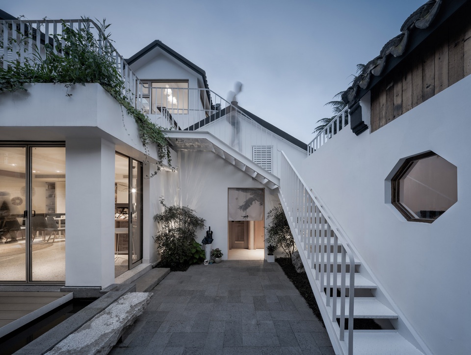 gooood archive guest house 2