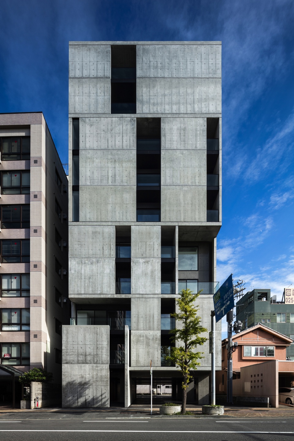 housing complex niigata iii by studio takuya hosokai