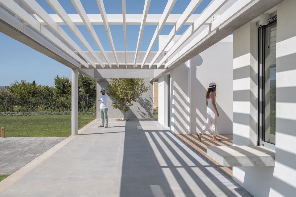 beach house neratza by rctech