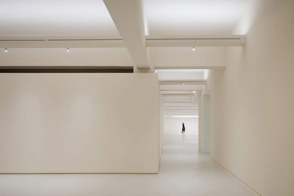 ep yaying fashion group office china by a3 vision