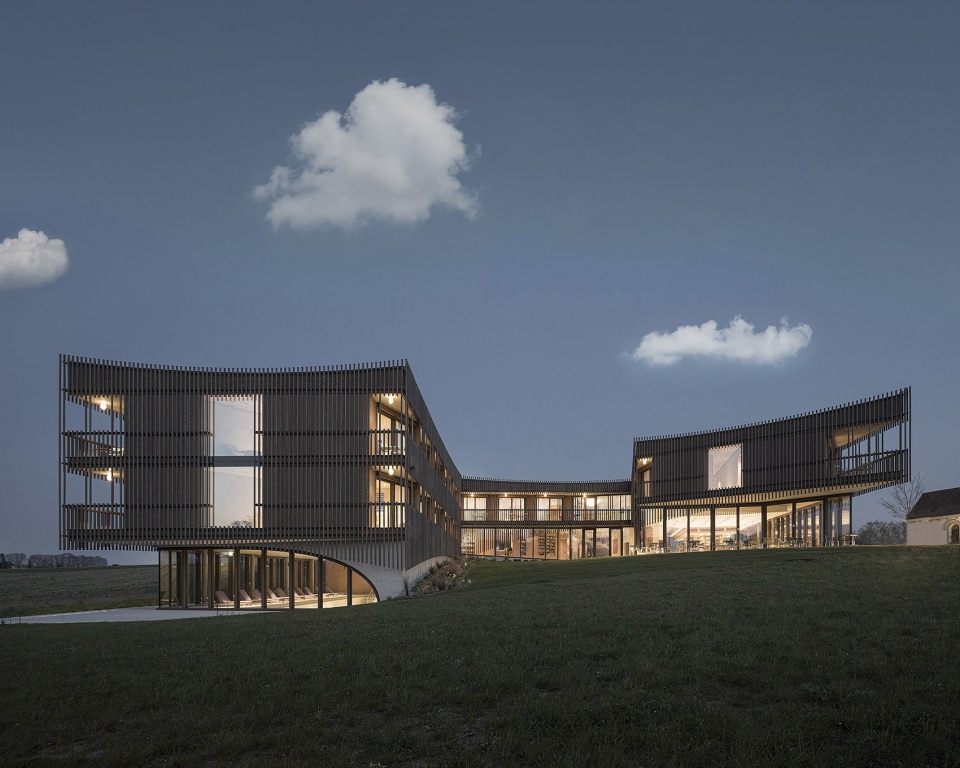 La Corbière Natural medicine clinic LOCALARCHITECTURE