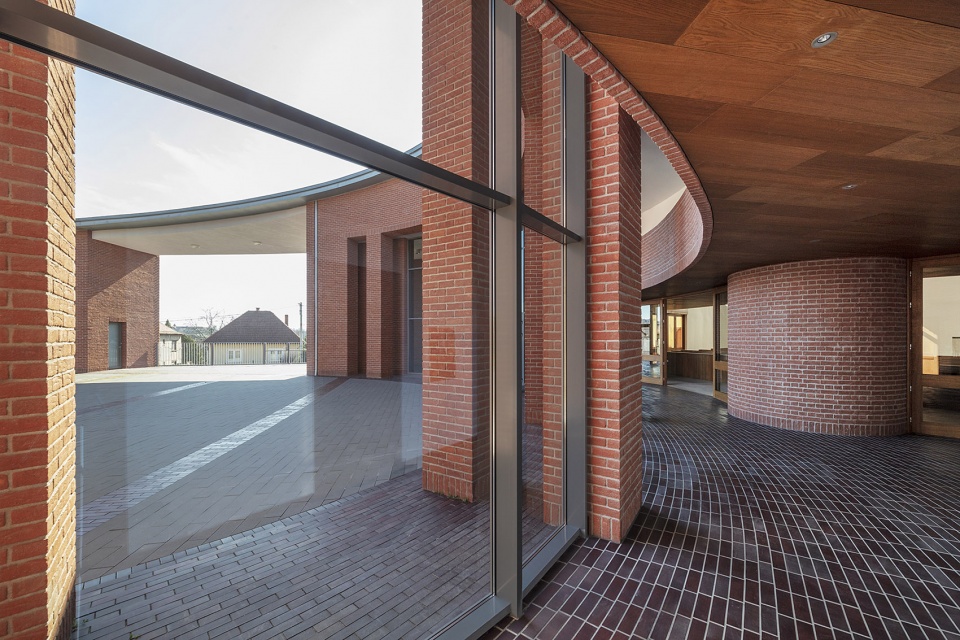 Church of Pope John Paul II Robert Gutowski Architects