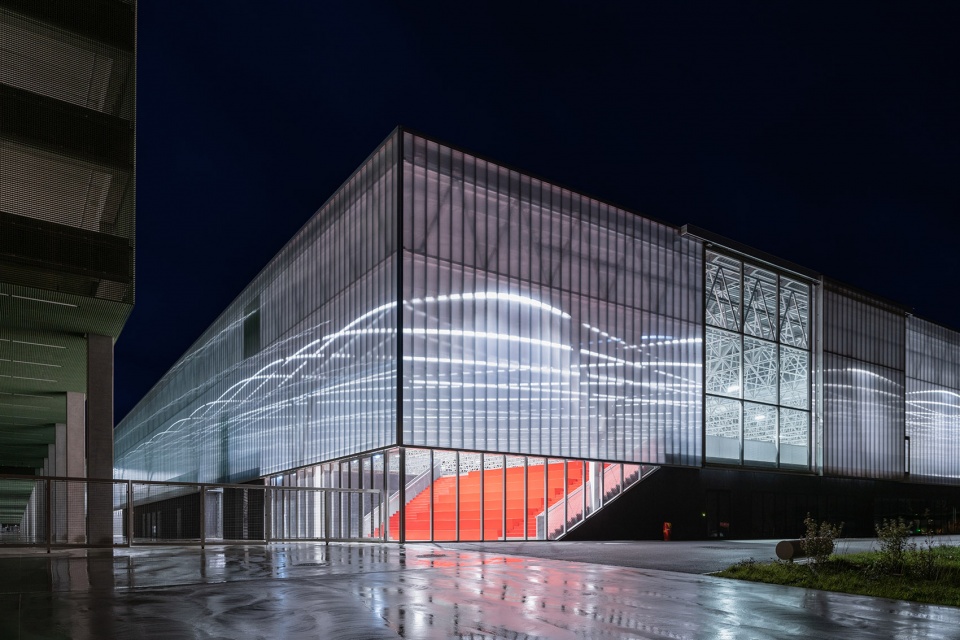 meett toulouse exhibition and convention centre by oma