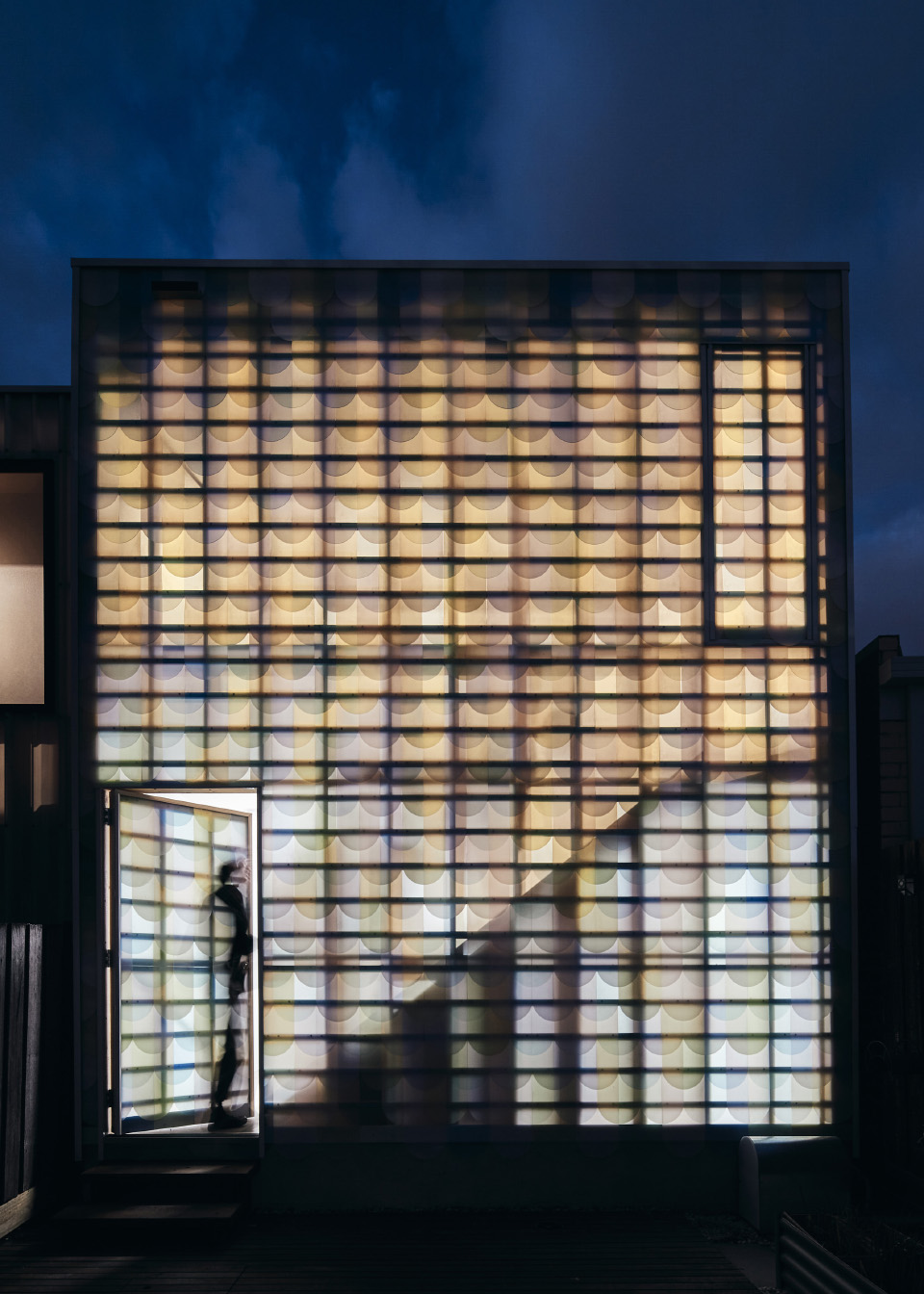 colour shingle by krisna cheung architects