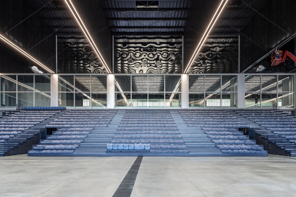 meett toulouse exhibition and convention centre by oma