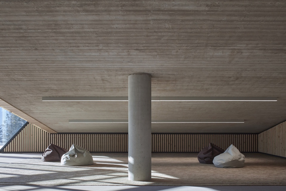 bachledka summit facilities by compass architekti