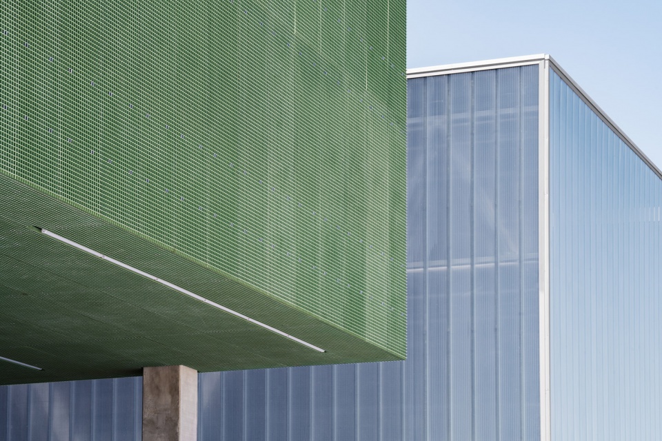 meett toulouse exhibition and convention centre by oma