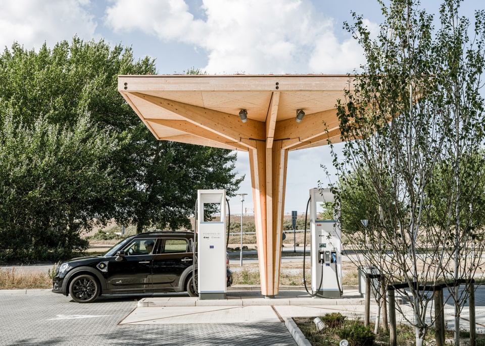 ultra fast charging stations for electric cars by cobe