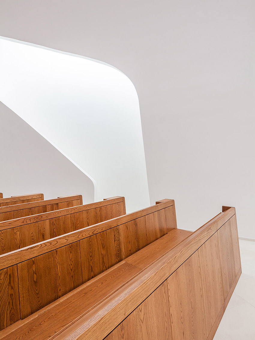 Church of Pope John Paul II Robert Gutowski Architects 1