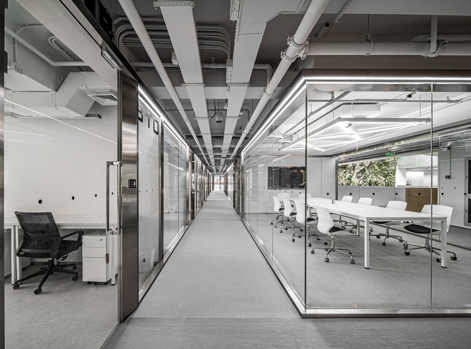 jinmao capital j space china by daga architects