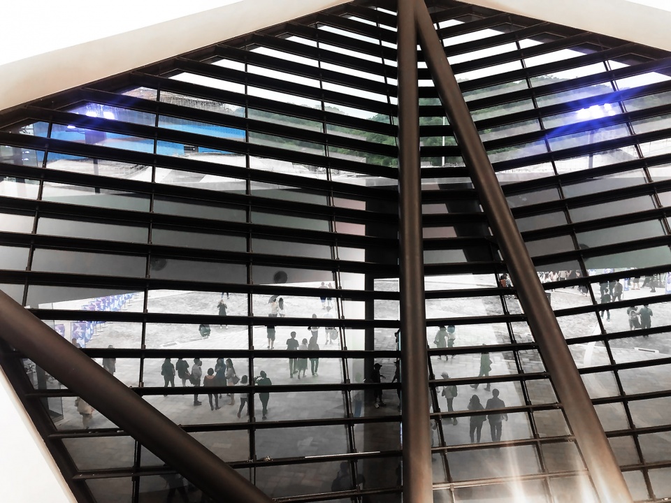 performance hall at the taipei music center by rur architecture