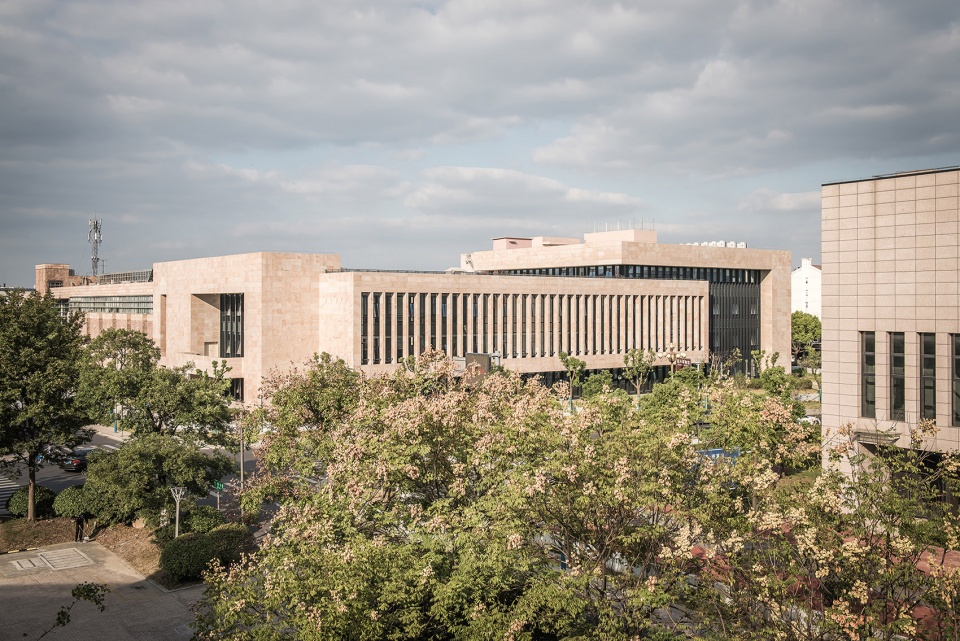 reconstruction and expansion project of jiaxing library china by sti design studio ziad