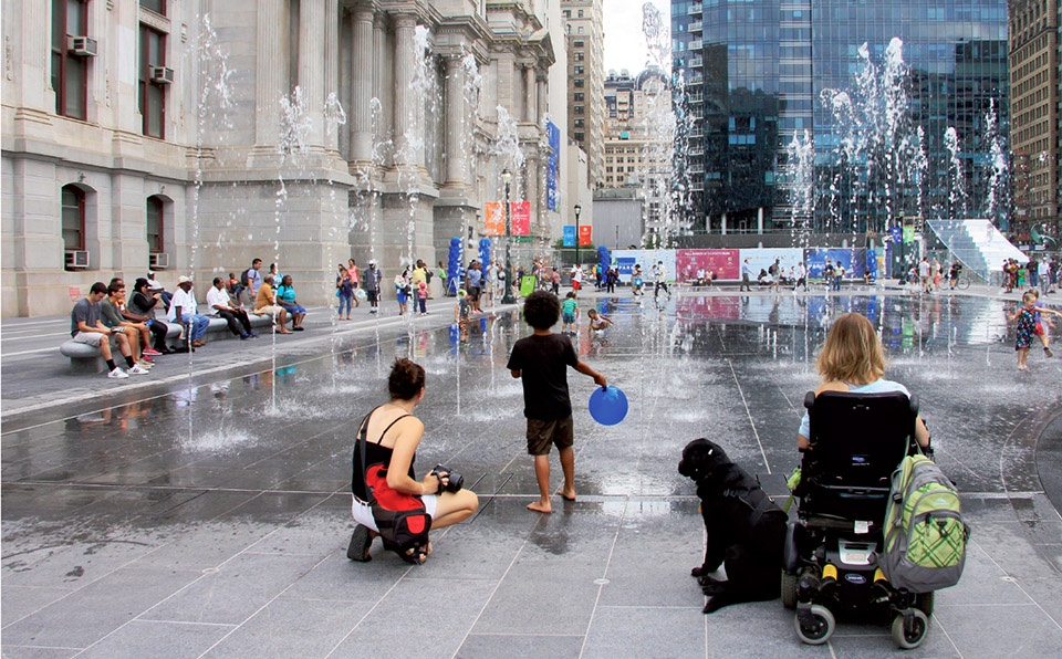 2020 urban design award of excellence:dilworth park by olin