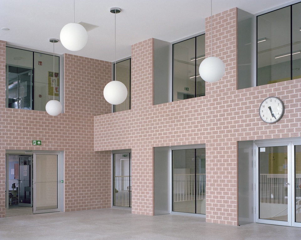 melopee school by xdga