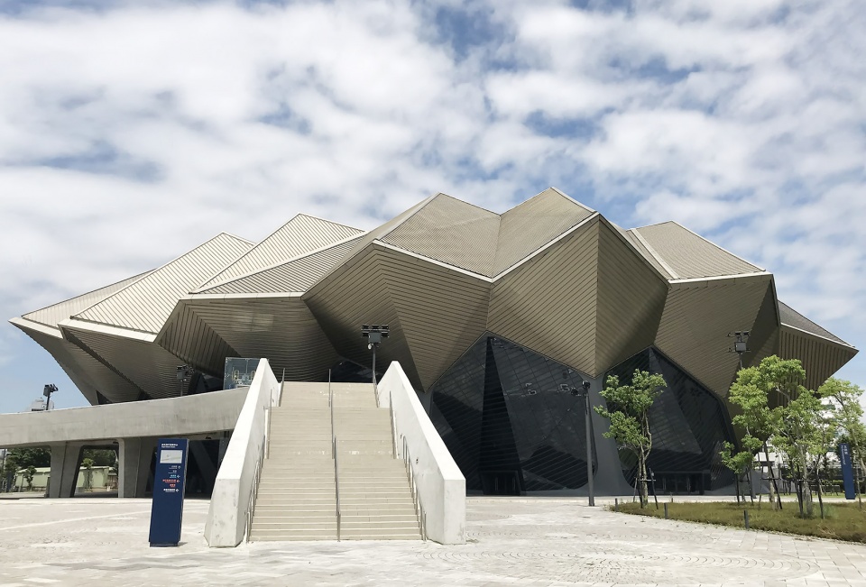 performance hall at the taipei music center by rur architecture