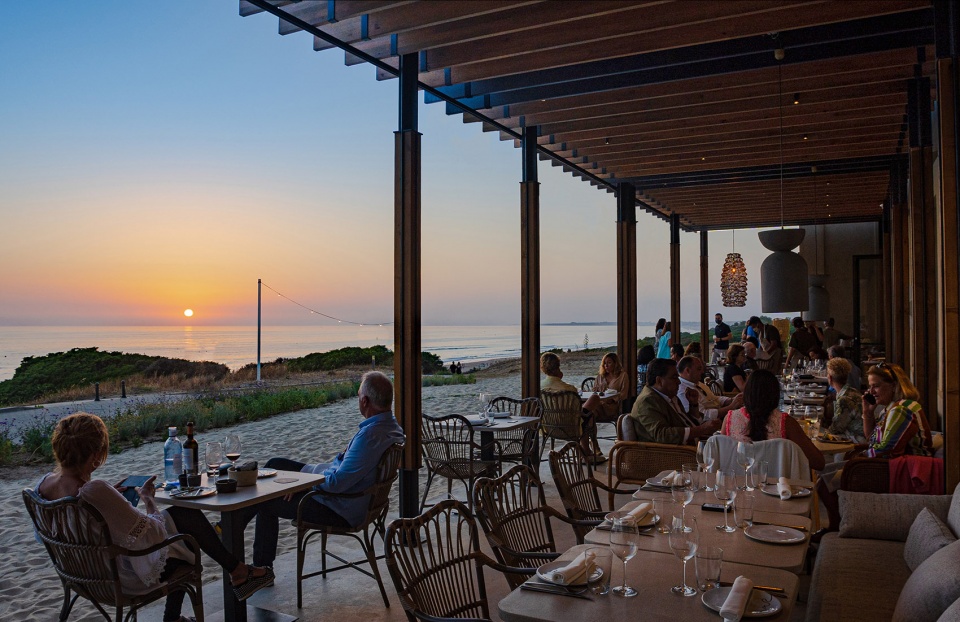 cuartel del mar restaurant by more co