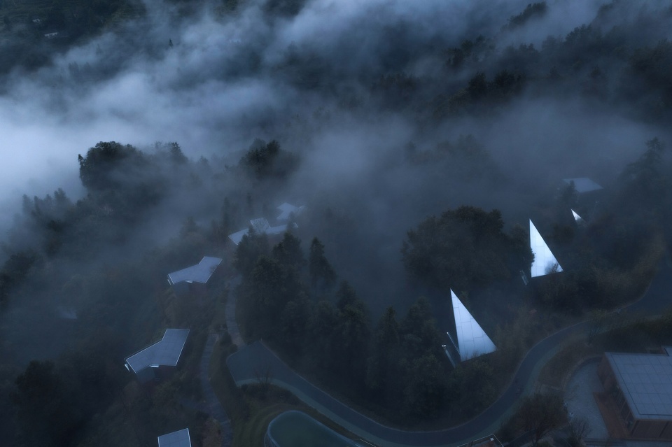 Wiki World MountainCloud Cabins Advanced Architecture Lab