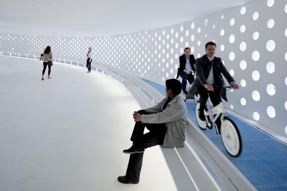 expo2010 big 4798