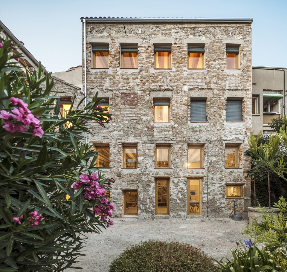 rec住宅,巴塞罗那 / guallart architects