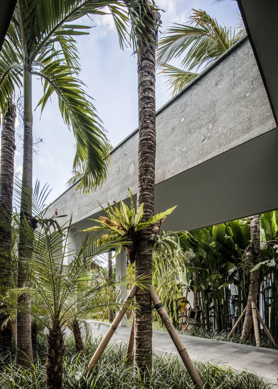 haus flora by alexis dornier