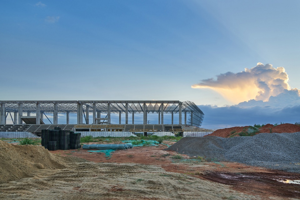haikou school of the affiliated high school of peking university china by crossboundaries