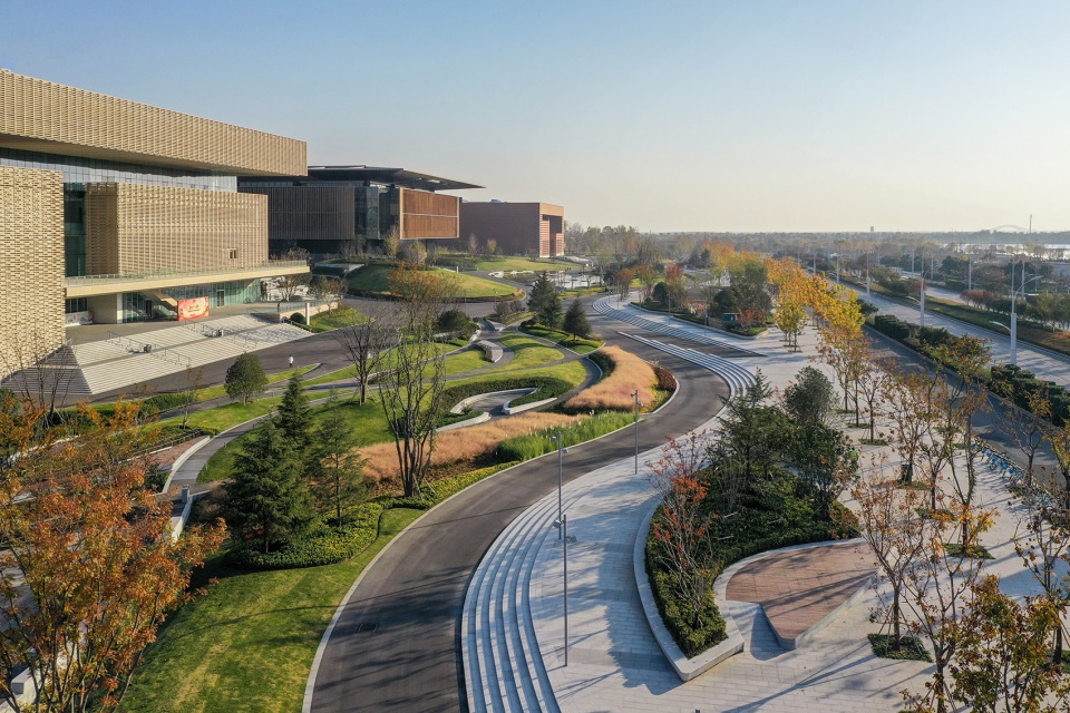 Landscape of Jining Cultural Center Phase I LDG