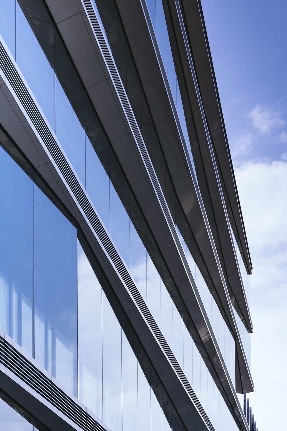 T3 Audi Design Center gmp