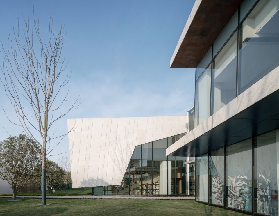 Xian Greenland Energy Art Center by Lacime Architects