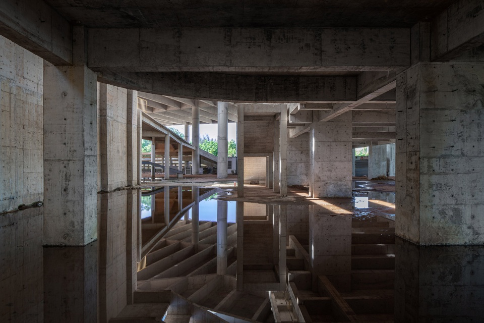 haikou school of the affiliated high school of peking university china by crossboundaries