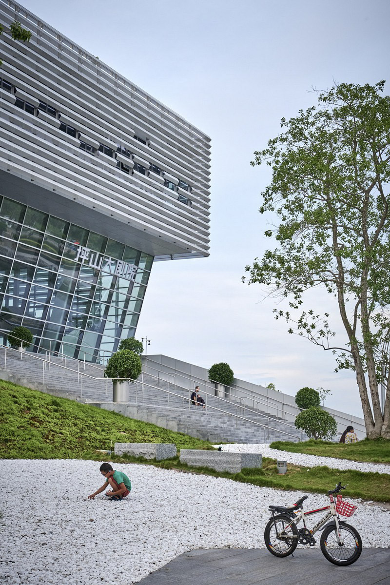 Pingshan Performing Arts Center OPEN Architecture