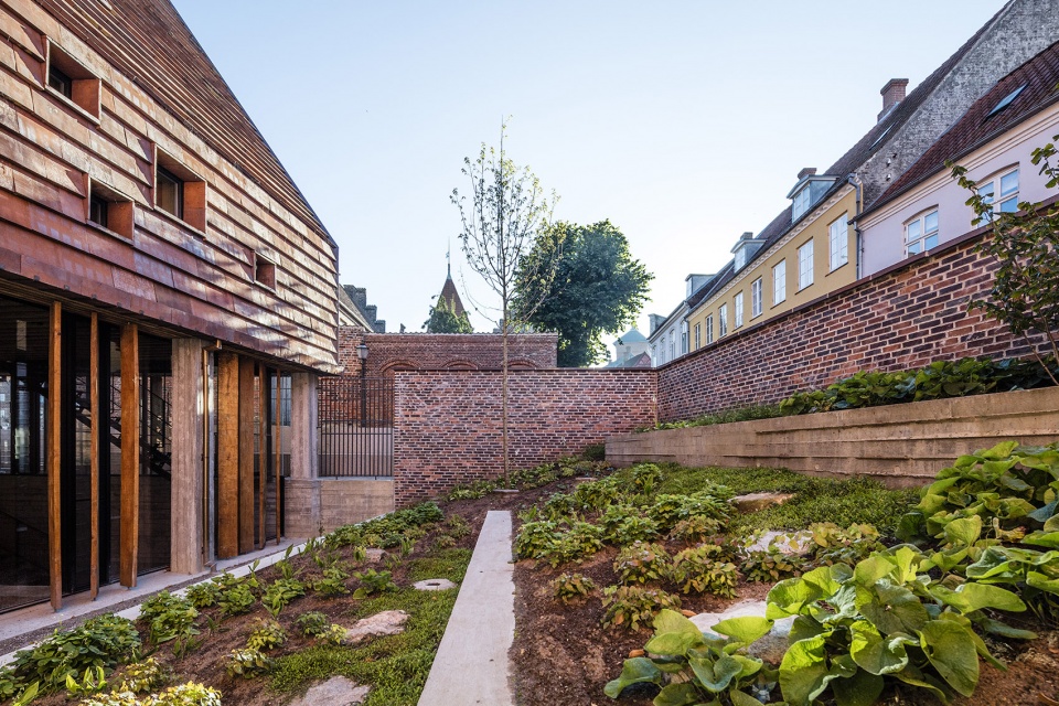 kannikegarden denmark by lundgaard tranberg architects