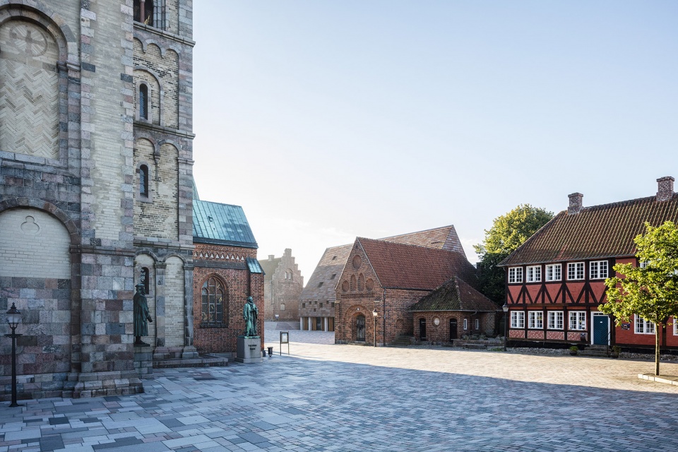 kannikegarden denmark by lundgaard tranberg architects