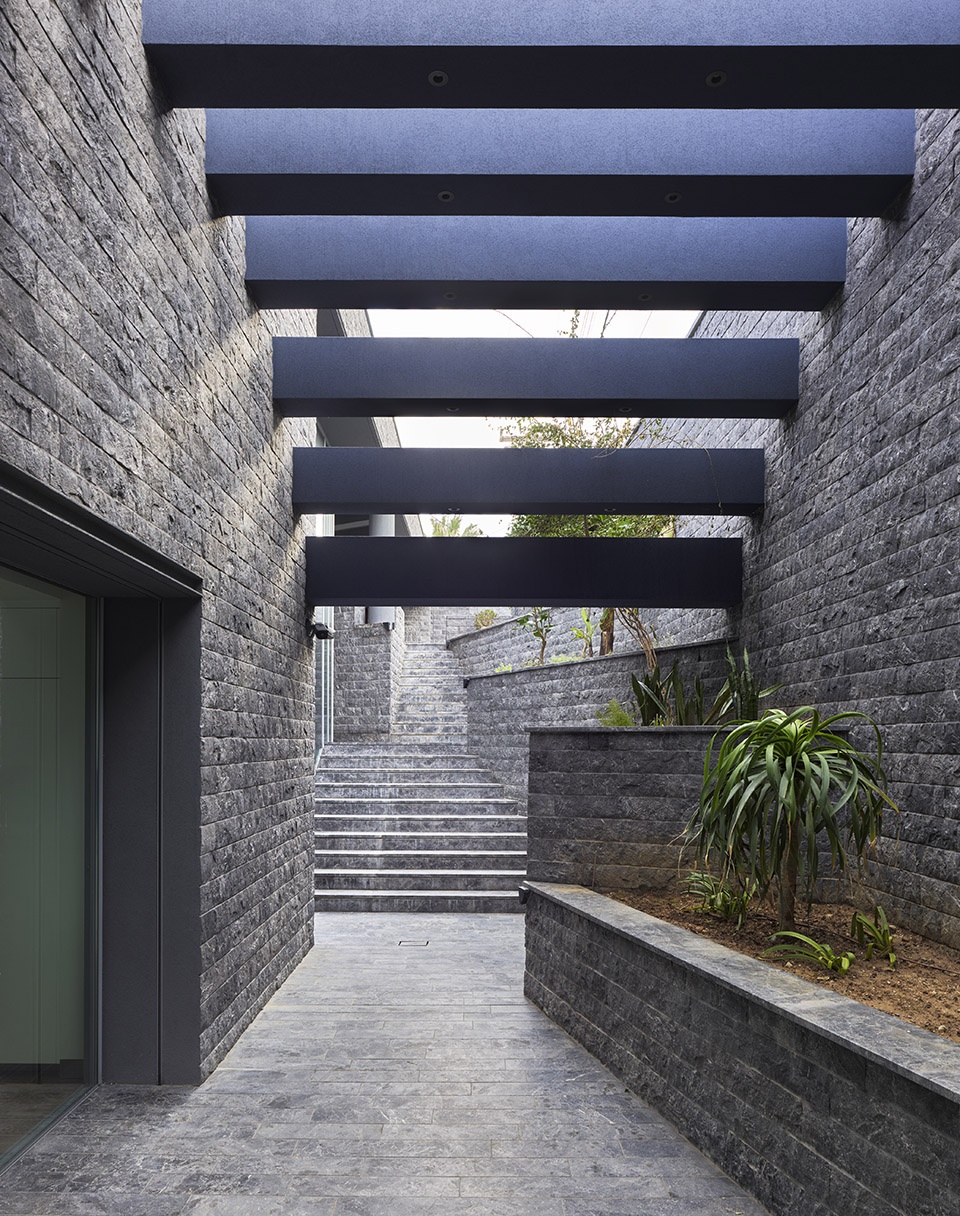 seafront house in crete greece davide macullo architects