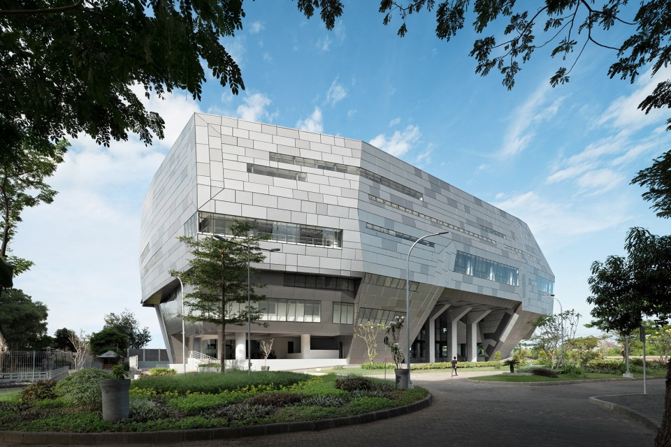 WM大礼堂，印度尼西亚 / Bgnr Architects