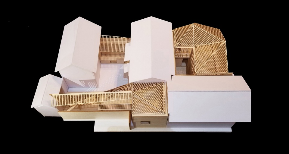 Reconstruction of an Ancient House PaM Design