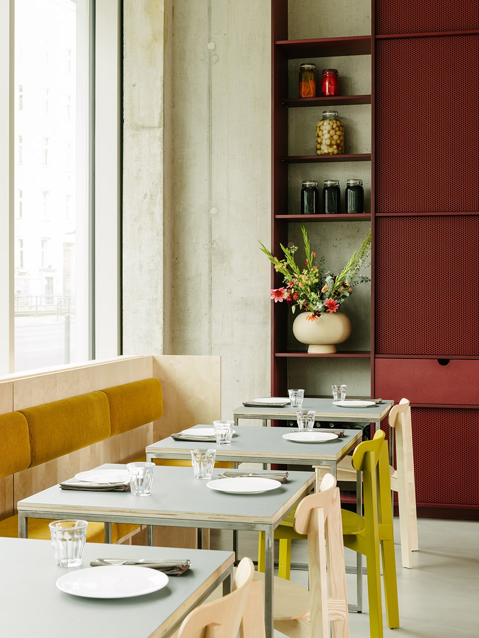 remi restaurant berlin by ester bruzkus architekten