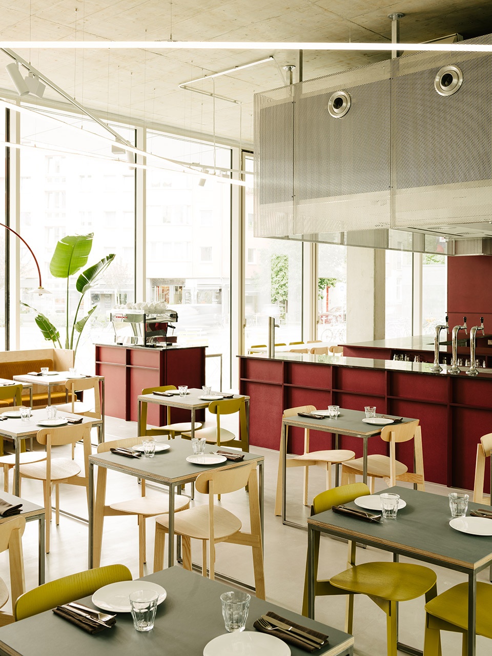 remi restaurant berlin by ester bruzkus architekten